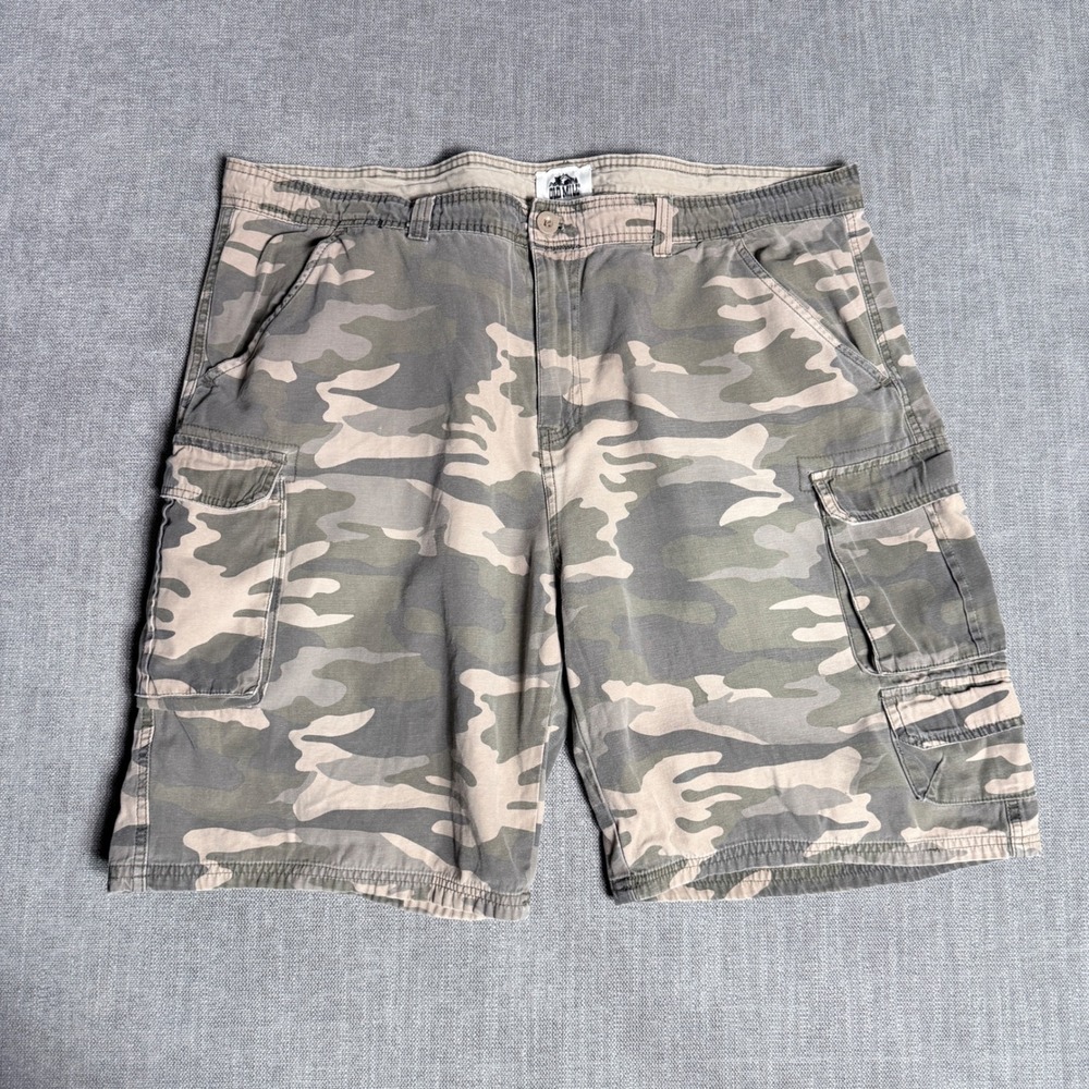 Old Mill Mens Camo Cargo Shorts Size 42 Green Tan Cotton Utility Gorpcore